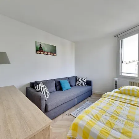 Chic Apart With Parking And Balcony Appartement *